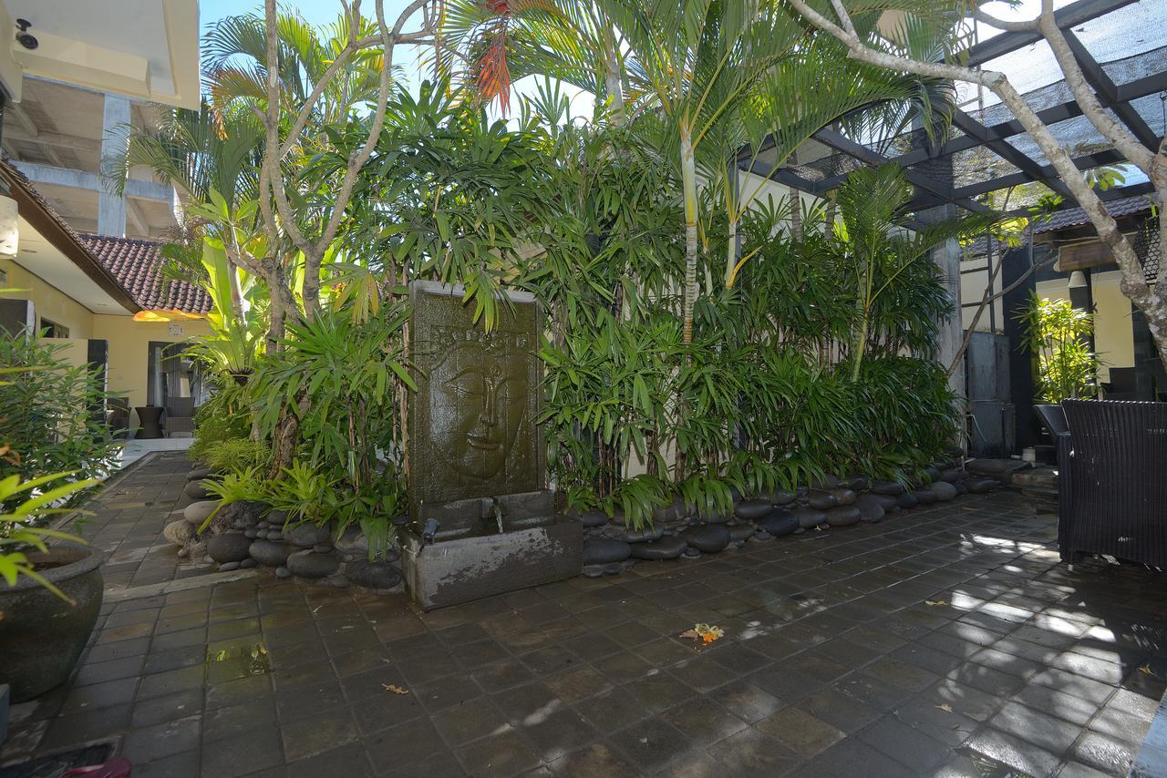 Andari Legian Hotel Bali Exterior photo