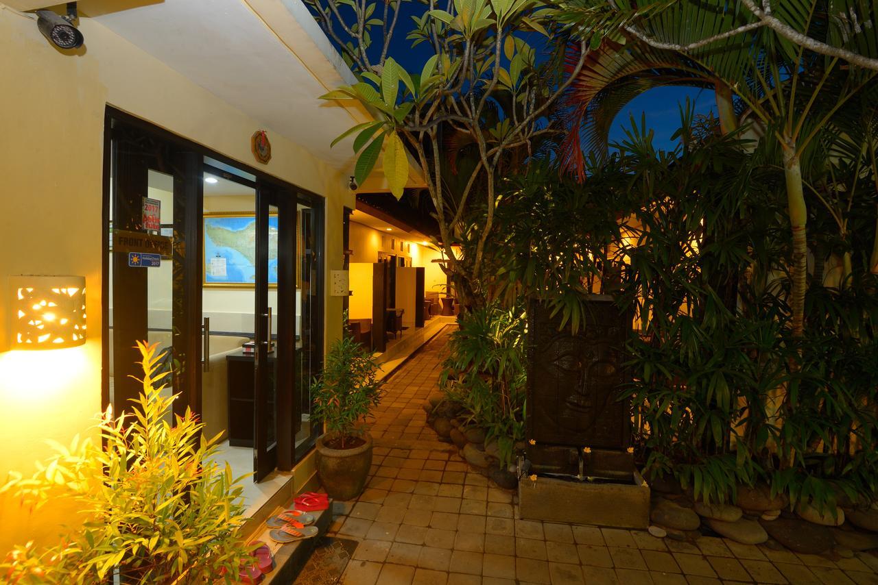 Andari Legian Hotel Bali Exterior photo